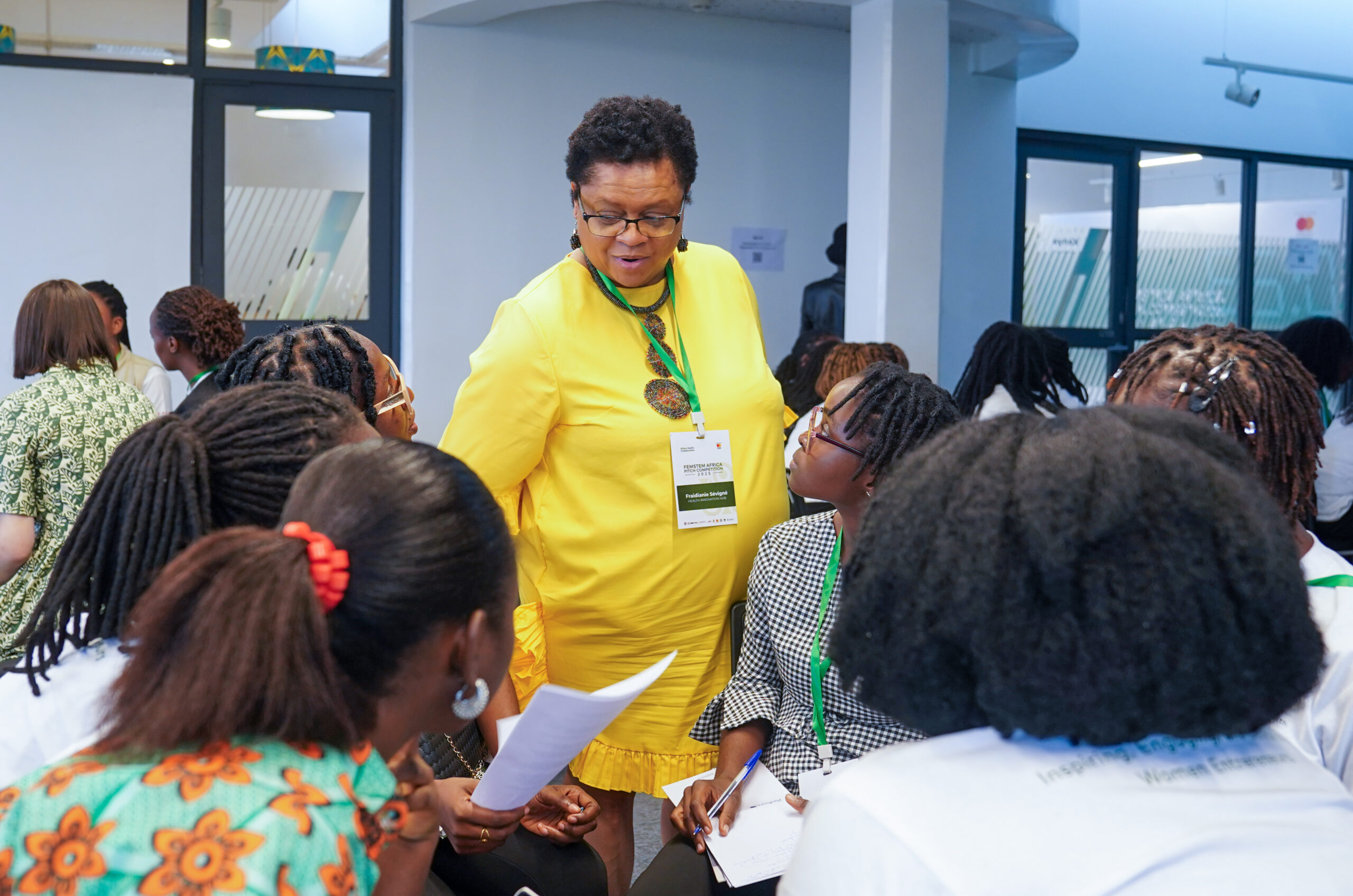 FemSTEM Hackathon Day 1, photo 4
