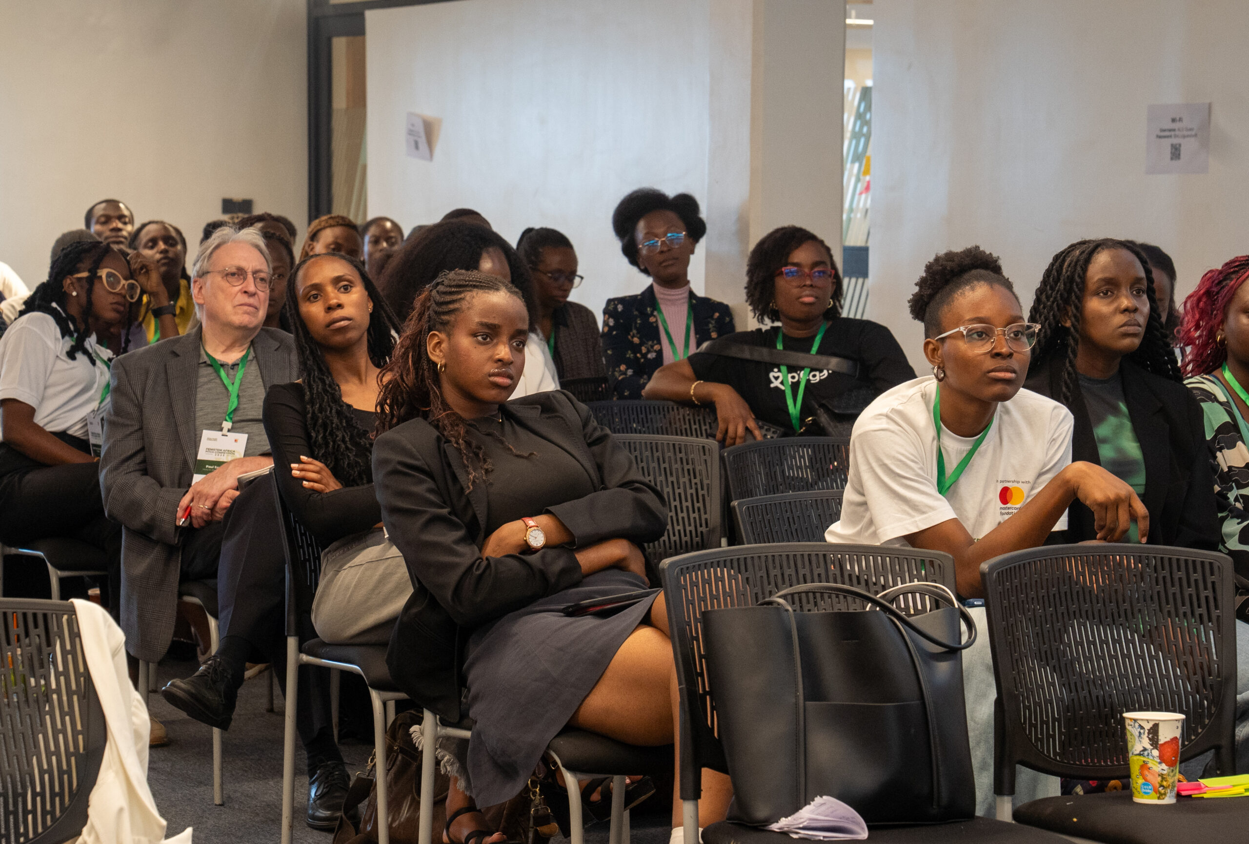 FemSTEM Hackathon Day 2, photo 6